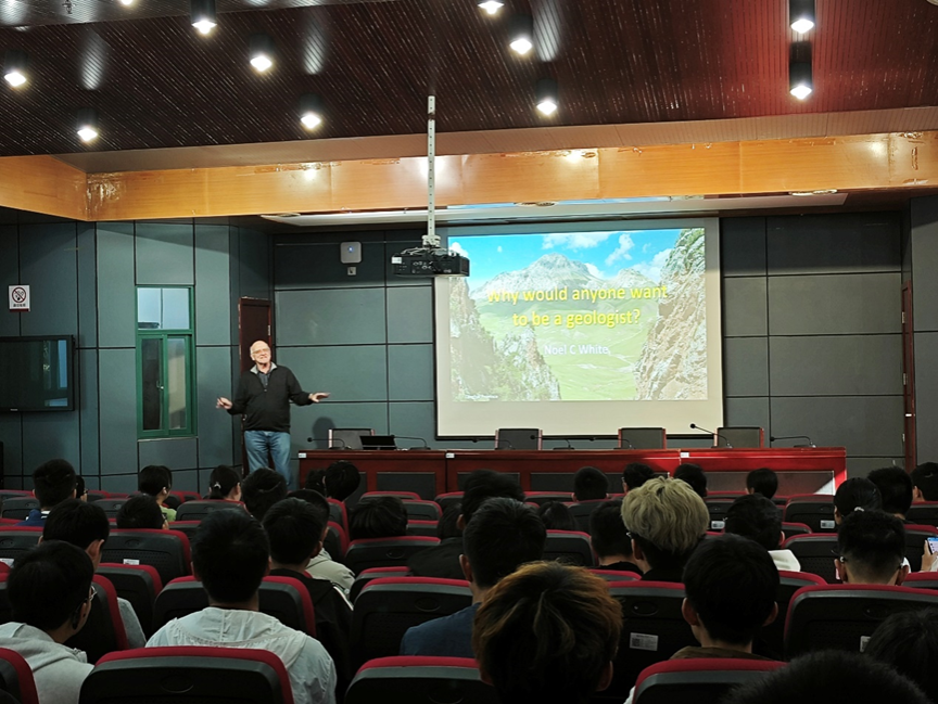 宣城校区生态环境系举办学术报告交流会